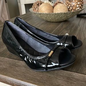 Cole Hann black shoes open toe